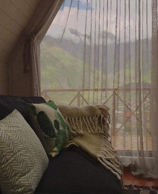 Cottage Toladi Kazbegi Exteriör bild